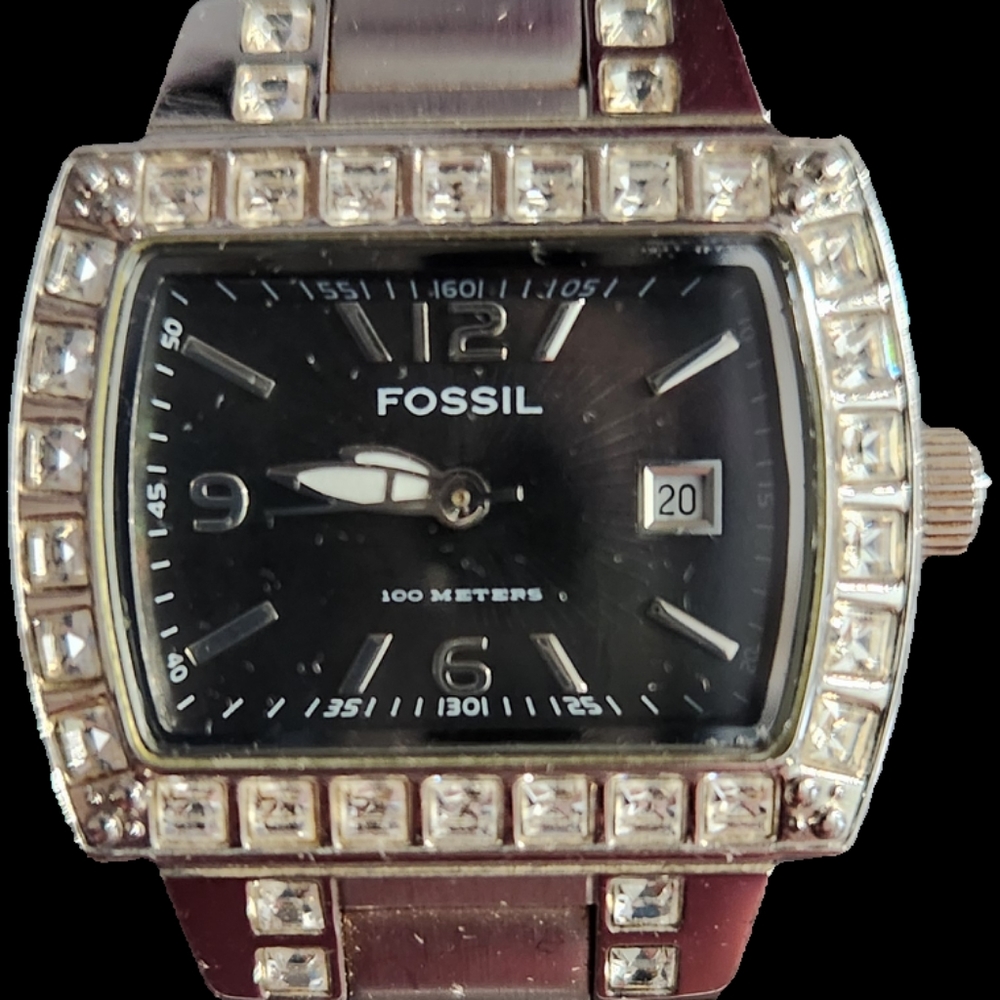 Fossil Watch - Picture 3 of 3